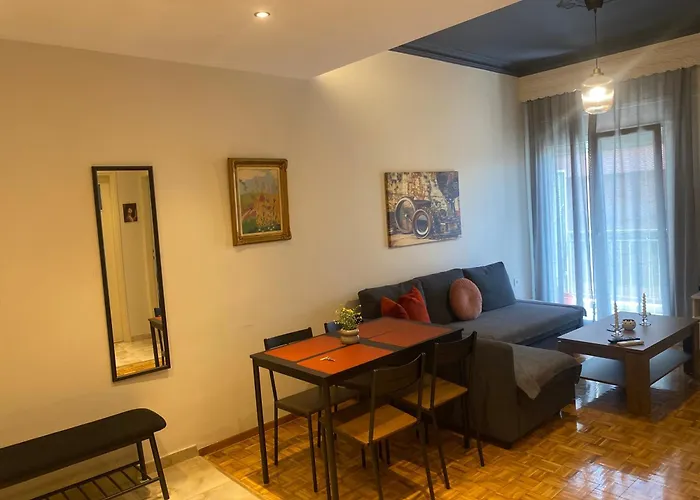 Lydia\'S City View Apartment
